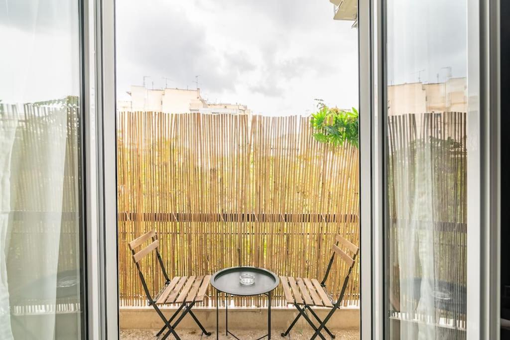 Chic Apt Near Acropolis - Avdi Square Ateny Zewnętrze zdjęcie